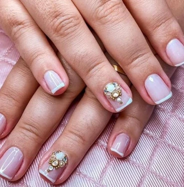 Imagem MANICURE E PEDICURE 